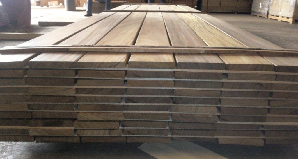 Decking & Under Decking